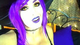 Amateur webcam babe dildo masturbation