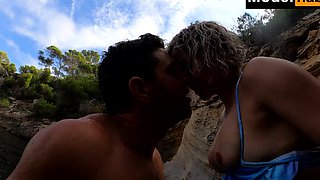 Mermaid Slut Seduces Me To Suck My Dick While I Was Sailing