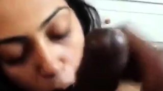 Indian MILF Gives Amazing Blowjob