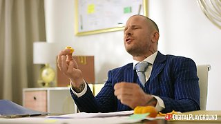 Stunning temptress Kissa Sins hot xxx clip