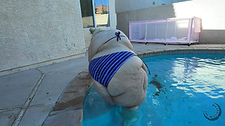 SSBBW Pool Girl