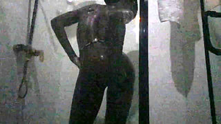 Hot Ebony Beauty Enjoying a Relaxing, Sensual Bath and strokes her pussy