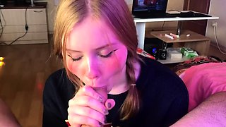 Student girl gently sucks and loves cum