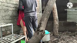 Desi Indian Bhabhi Outdoor Fuck - Horny Village Aunty Gets Doggystyle in Jungle