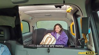 Helina Dream’s Sensual Taxi Ride with Steamy Vibes