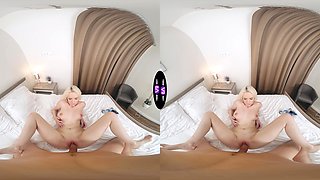 Blonde teen peaches rides cock in missionary pose on the bed