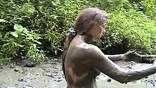 Amateur hottie fucked outdoor in public