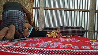 Fucking Hot Aunty with First-time Alone Sexy Videos
