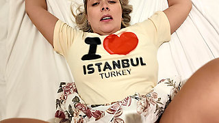Big Ass Czech MILF Tourist Fucked by Turkish Guy in Istanbul