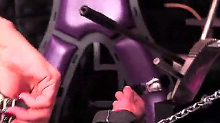 Lady Medea Hard Vacuuming CBT on the Rack