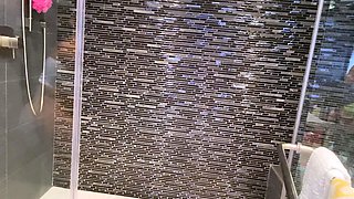 Amateur czech zuzinka fingers and toys pussy