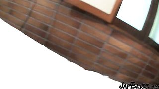 Funny miss at chinese dirt