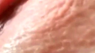 BBW Slut Masturbates Clitoris with Magic Wand in the Morning Until Orgasm