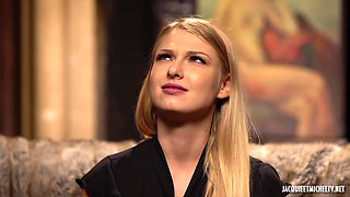 Anastasia is not mistaken about her target... - Jacquie et Michel TV