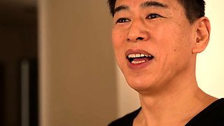 (Reducing Mosaic) Desparate Housewife Seduced Her Father In