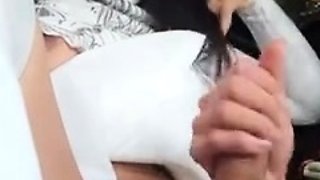 Melissa Caro Mejia Rewards Guy For Helping Hands