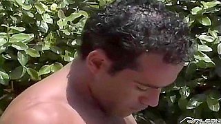 Sunburned And Stuffed By Wes