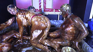 4 girl food sploshing