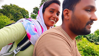 Desi college bhabhi hot boobs suking - unknown girl stops my bike, I take her on my bike and take her home and kiss her boobs.