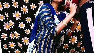 Watch Desi Bhabhi Ko Fierce Pella Sex Video. Brother-in-law gave a drink to the sister-in-law