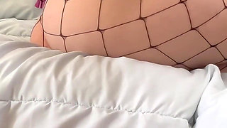 PAWG School Girl Cumming on Her New Toy