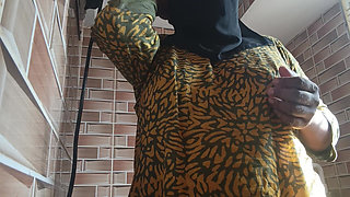 Desi Girl Removing Cloth in Kitchen Private Video