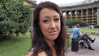 Chick Enjoys Public Pound - Analdin