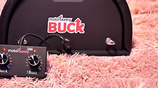 Arabic Girl Tried MotorBunny Buck for the First Time