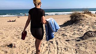 Olivia Ryder Blonde Blowjob Brunette Car Handjob