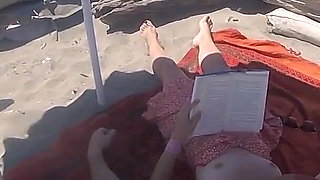 Risky Handjob on the Canary Beach Caught Reading a Book - Misscreamy
