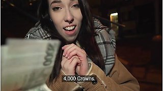 Italian Giada Suicide Is On Vacation And Needs The Cash