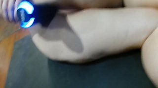 Using Massage Gun To Spread My Tight Asshole