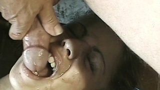 Amateur brunette teen hardcore sex video in car