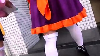 Pussy close up by slutty teen on cam