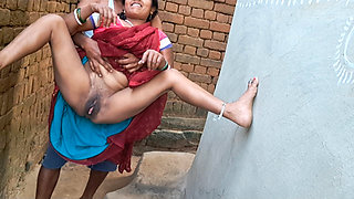 Old Desi Girl Fucking With