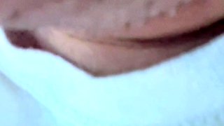 Farrah Abraham Uses Her Mouth To Pleasure Cock In Car