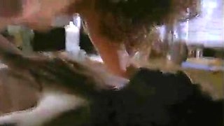 Chloe Nicole tiene un orgasmo Anal