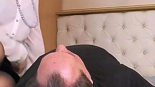 Face Sitting in Ripped Pantyhose