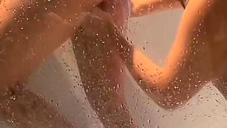 Wet and Hungry: Hot Trisal in the Bath with Greedy Blowjob