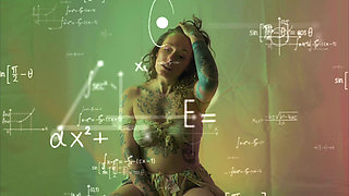 Insatiable Lola Takes 19 Inch Alien Monster