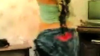 Arabian Babe Dancing Sensually