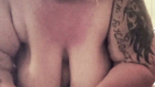 Bouncing Her Ass on Your Big Fat Cock Sucking U off so Hot