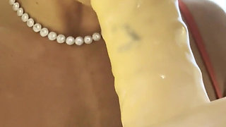 Quick Little Blow Job Suck to Drain Your Balls This Morning