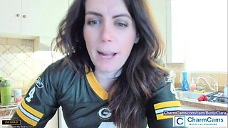 BustyCiara Free sex chat at CharmCams