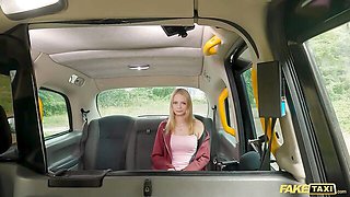 Erotic Naomi Love - great ass scene - Fake Taxi