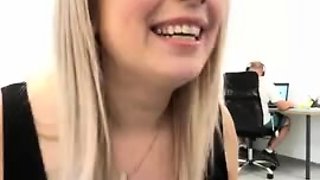 Amateur blonde girlfriend toyed and facialized