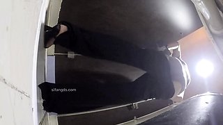 Pulled amateurs close up car sex