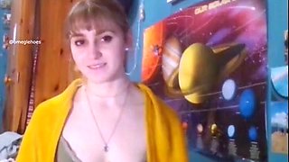 Hot Omegle Girl masturbates with Stranger