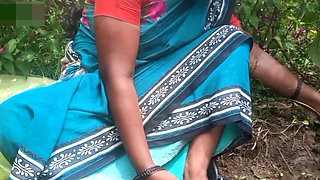 Big Ass Indian Village Aunty Outdoor Sex