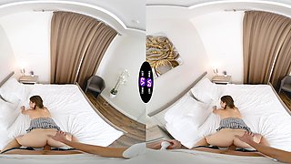 Virtual reality sex with hot teen peaches riding a big cock